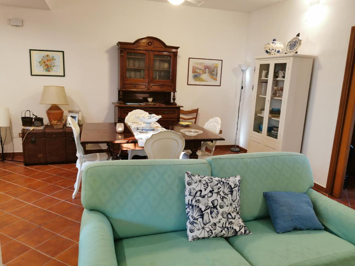 Villa Iris - Mondello Palermo Bagian luar foto