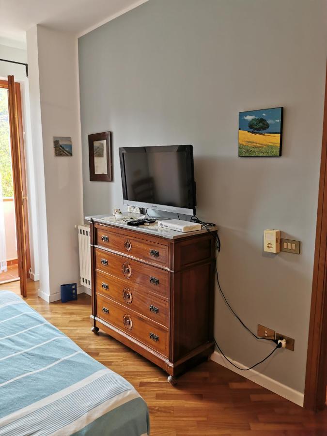 Villa Iris - Mondello Palermo Bagian luar foto