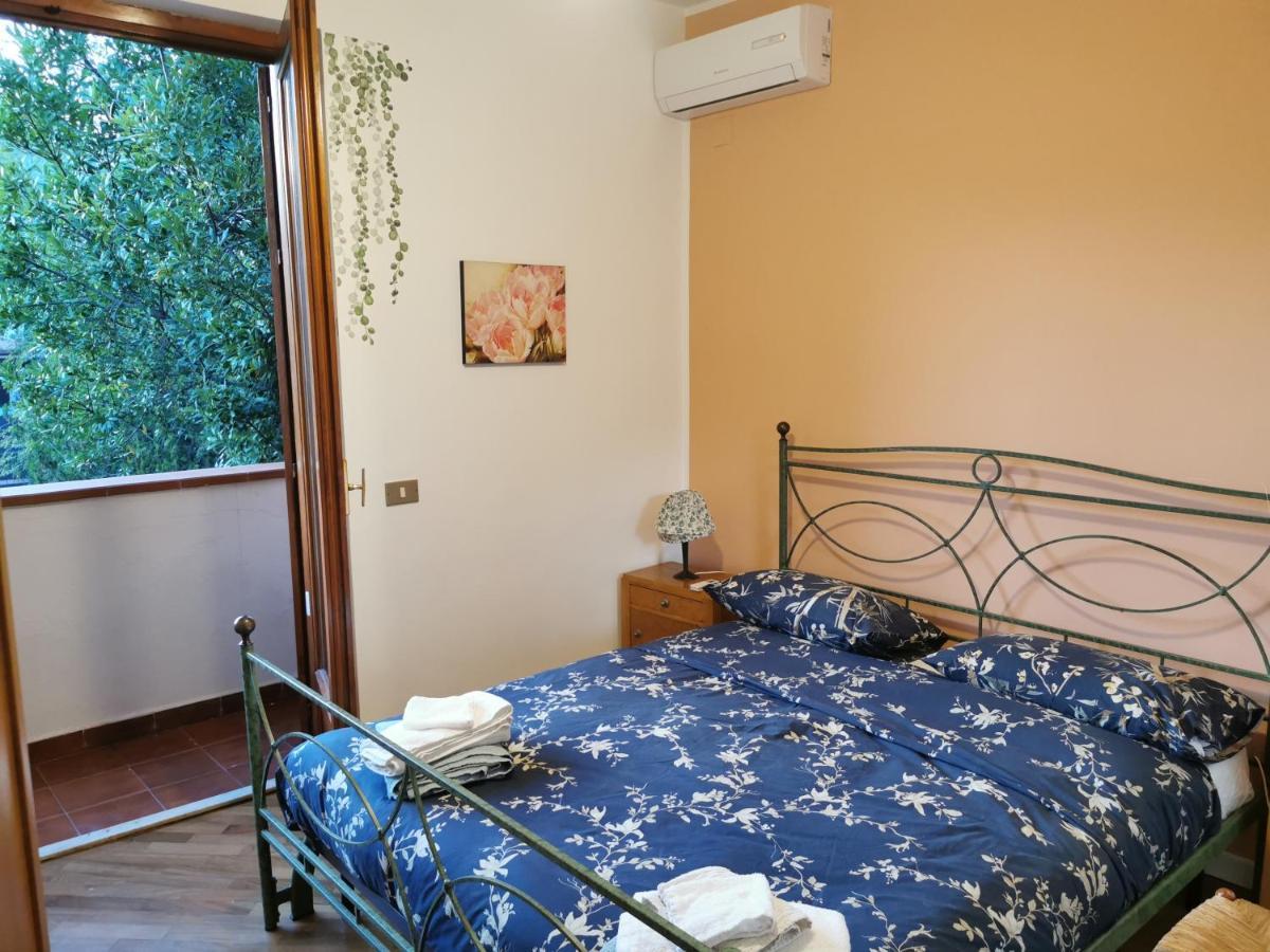Villa Iris - Mondello Palermo Bagian luar foto