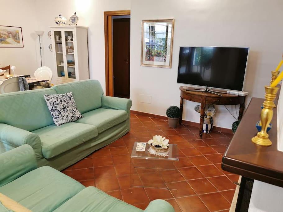Villa Iris - Mondello Palermo Bagian luar foto