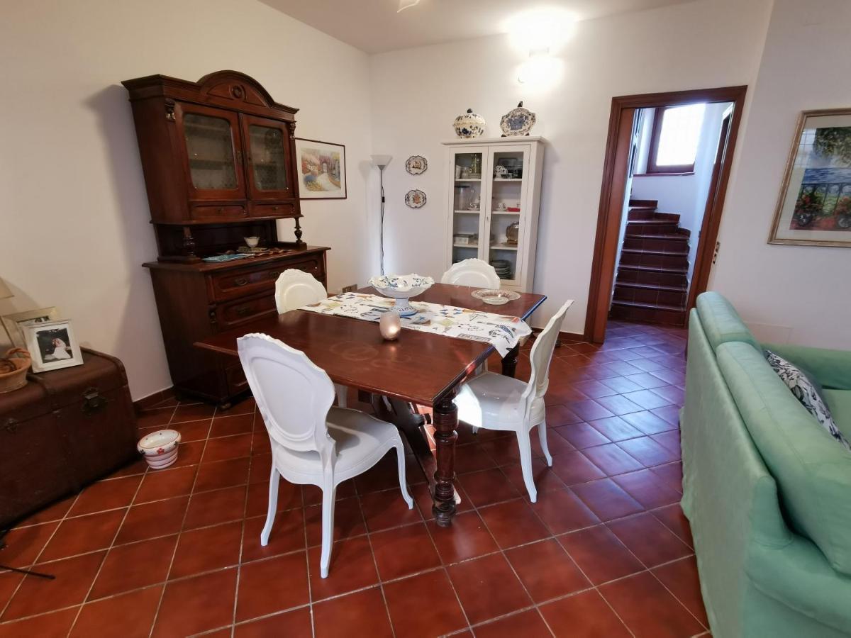 Villa Iris - Mondello Palermo Bagian luar foto